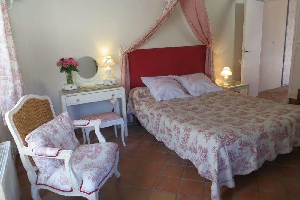 Aux Trois Fontaines Eynesse Ngoại thất bức ảnh